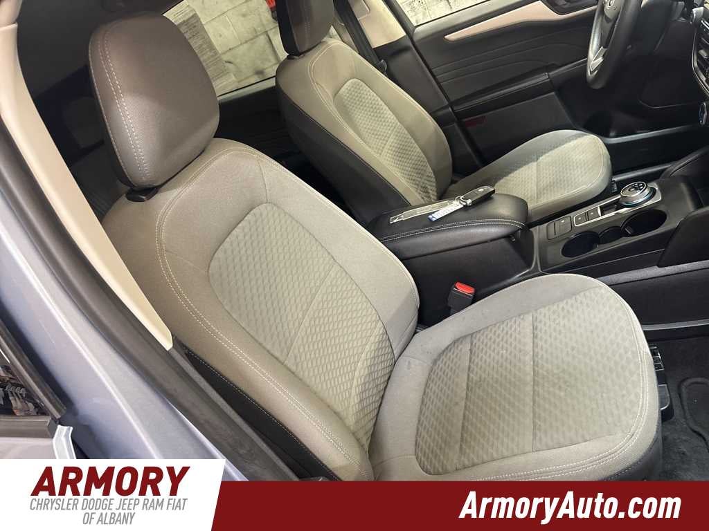 2022 Ford Escape SE Hybrid