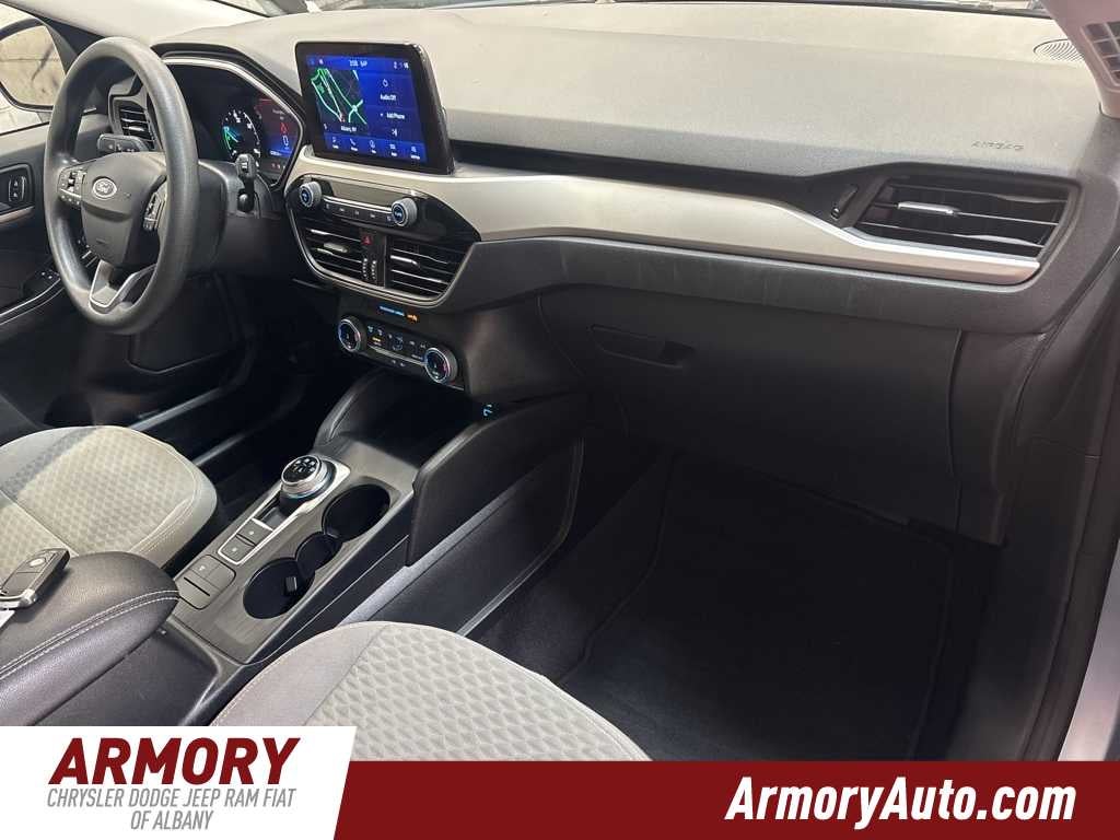 2022 Ford Escape SE Hybrid