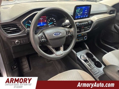 2022 Ford Escape SE Hybrid