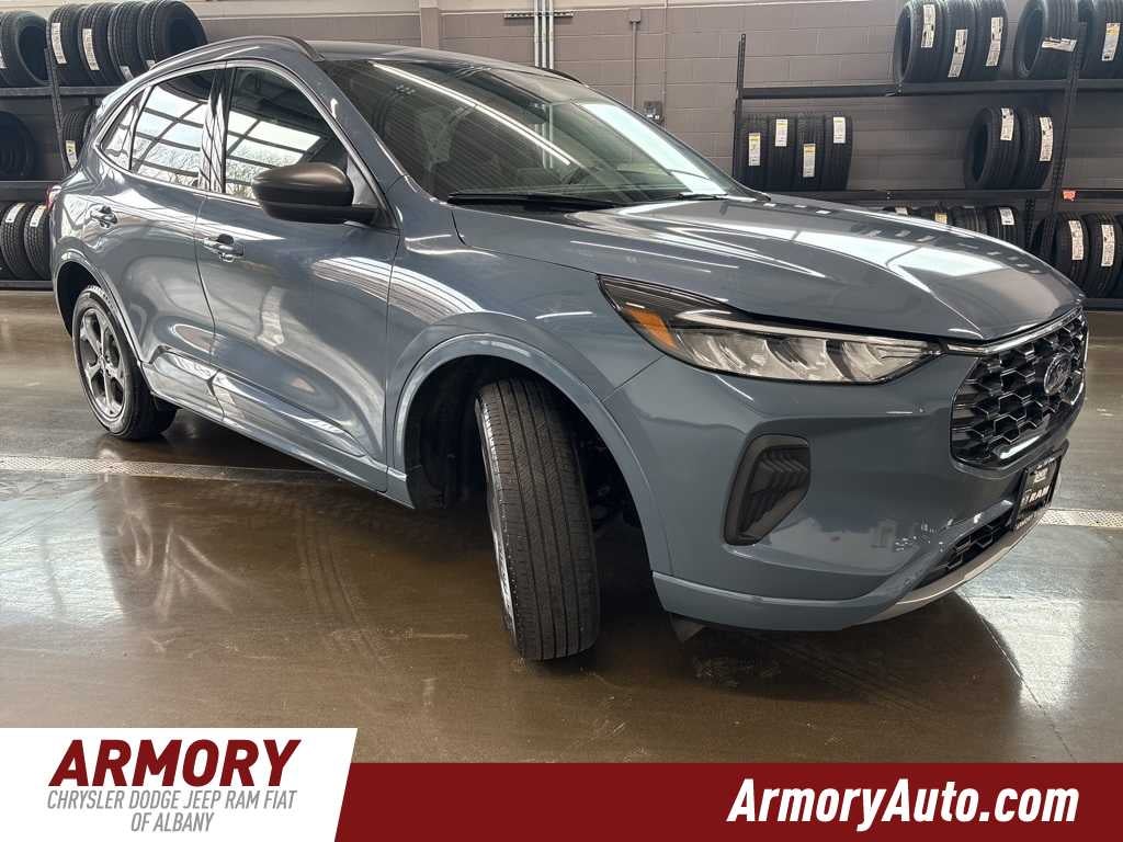 2024 Ford Escape ST-Line