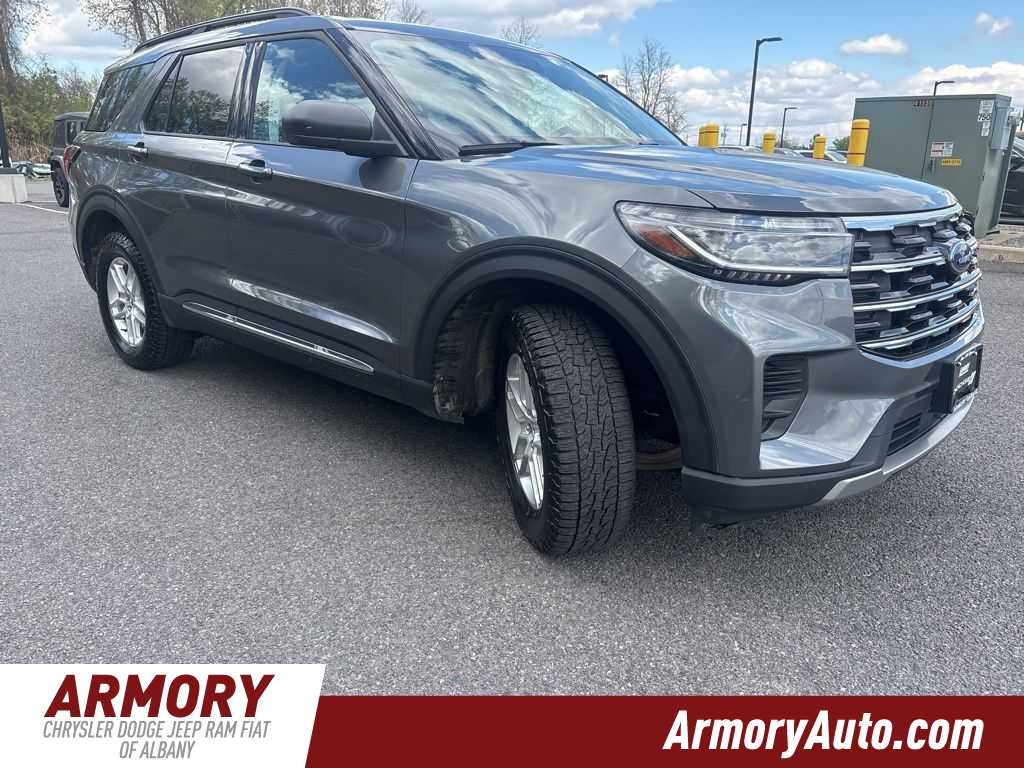 2025 Ford Explorer Active