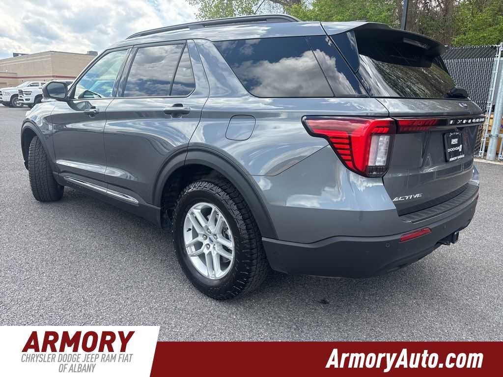 2025 Ford Explorer Active