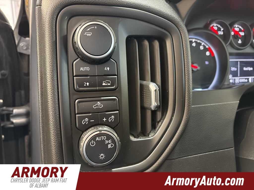 2022 Chevrolet Silverado 1500 LTD Custom