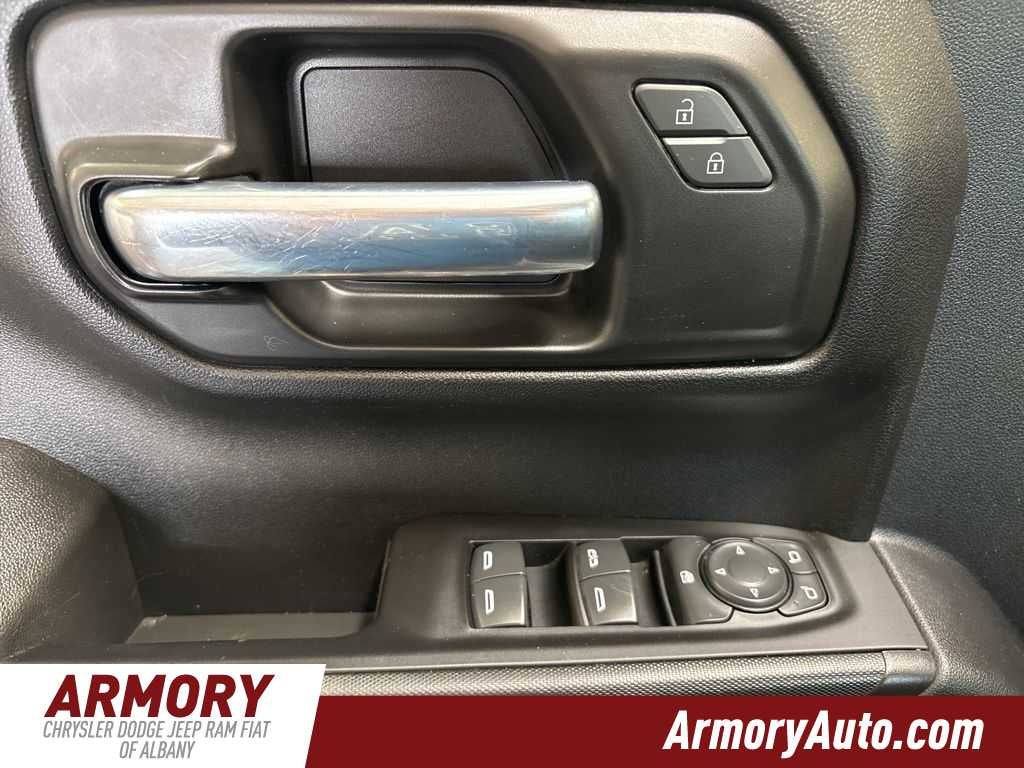 2022 Chevrolet Silverado 1500 LTD Custom