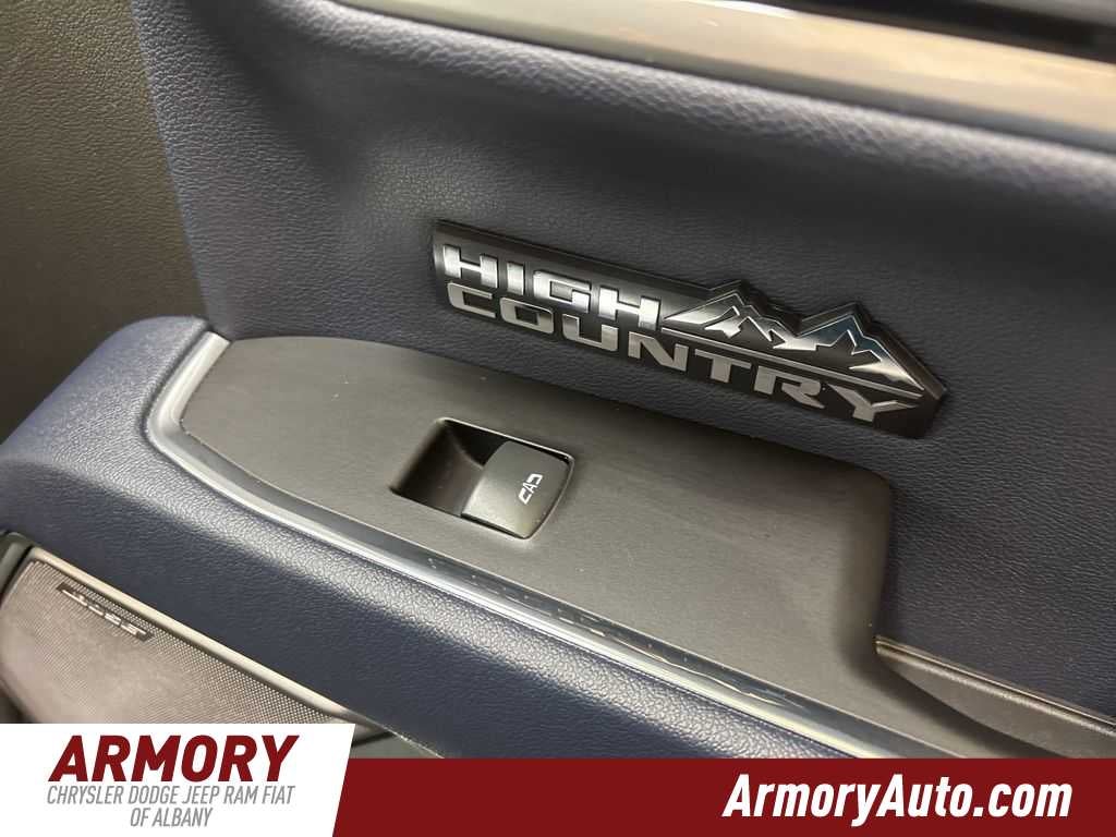 2022 Chevrolet Silverado 1500 High Country