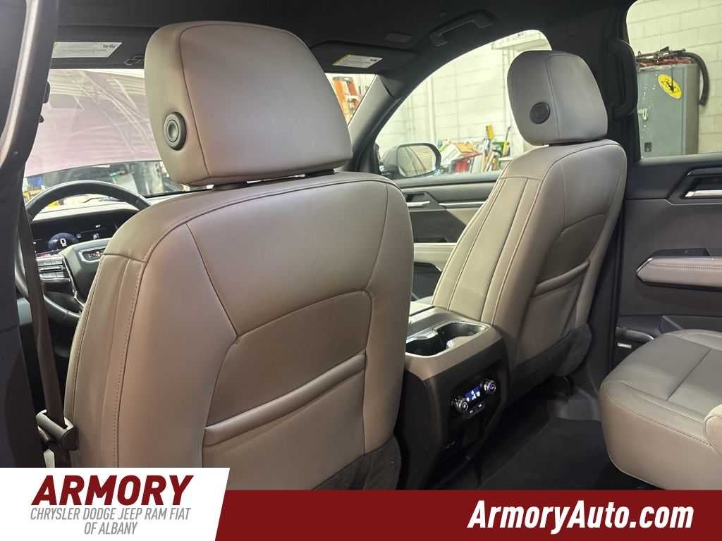 2024 GMC Acadia AWD Elevation