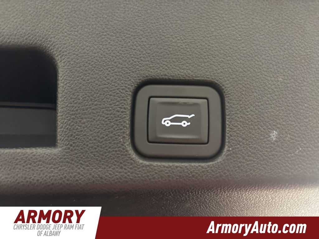 2024 GMC Acadia AWD Elevation