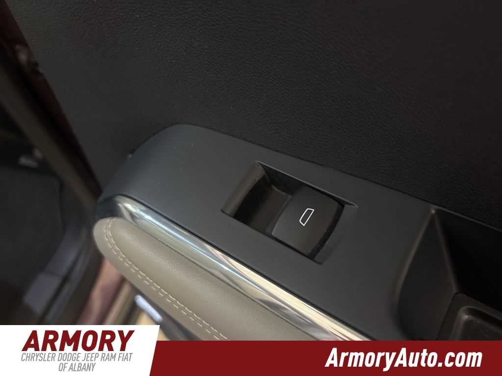 2024 GMC Acadia AWD Elevation