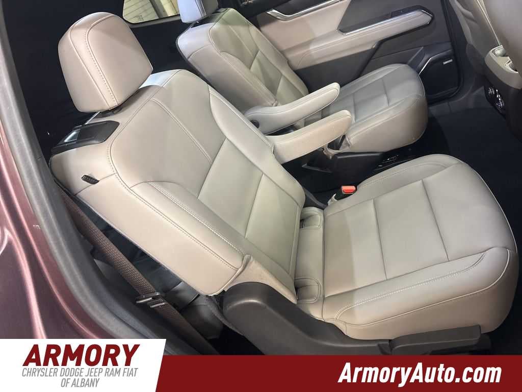 2024 GMC Acadia AWD Elevation