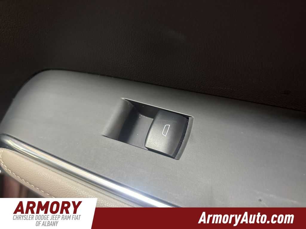 2024 GMC Acadia AWD Elevation