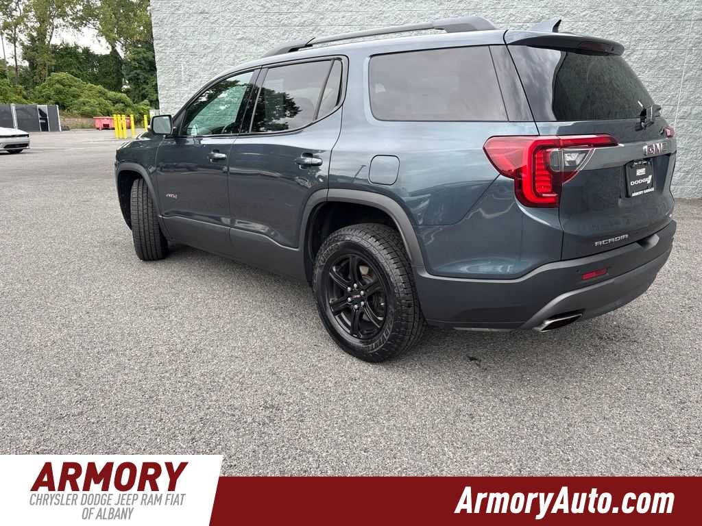 2020 GMC Acadia AT4