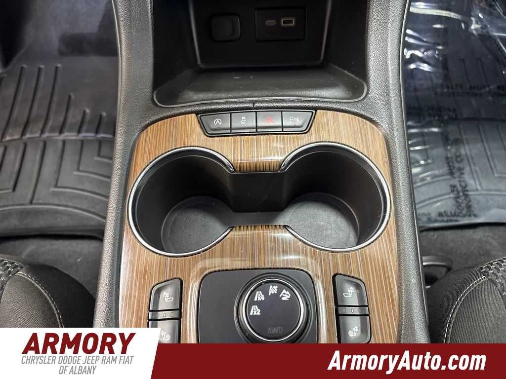 2020 GMC Acadia SLE