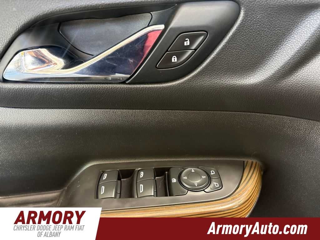 2020 GMC Acadia SLE