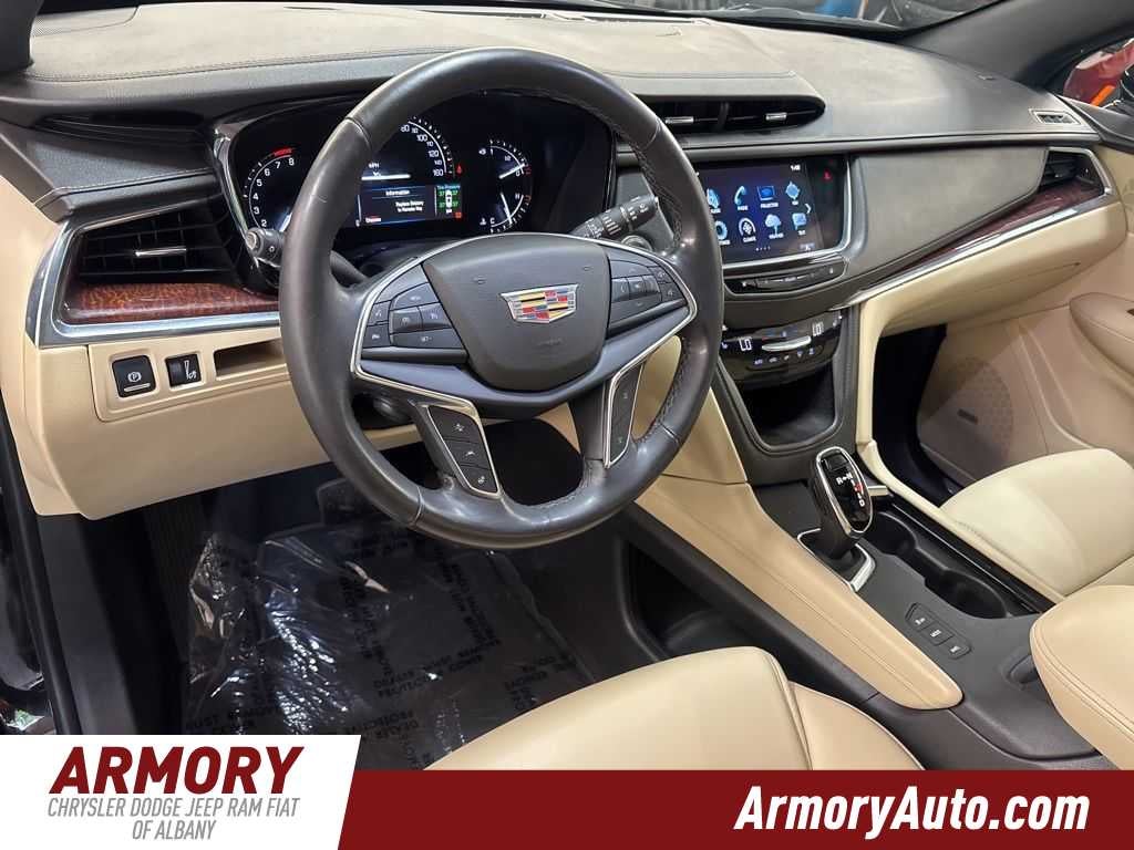 2018 Cadillac XT5 Luxury AWD