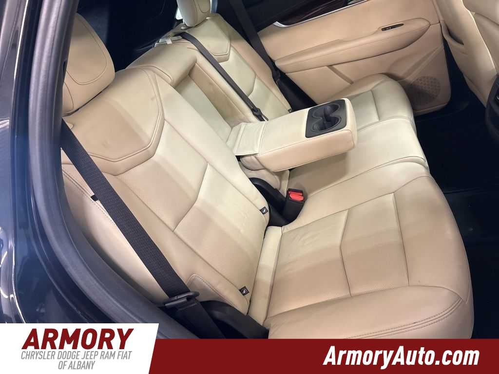 2018 Cadillac XT5 Luxury AWD