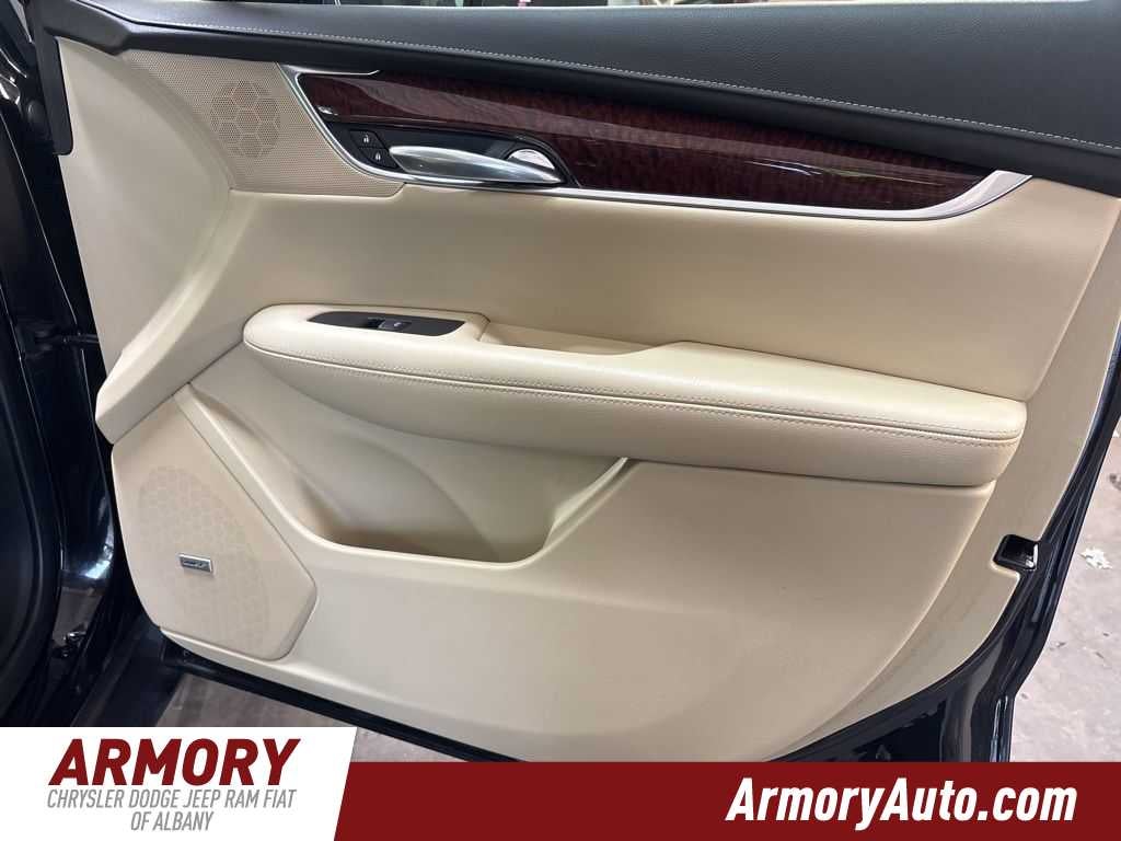 2018 Cadillac XT5 Luxury AWD