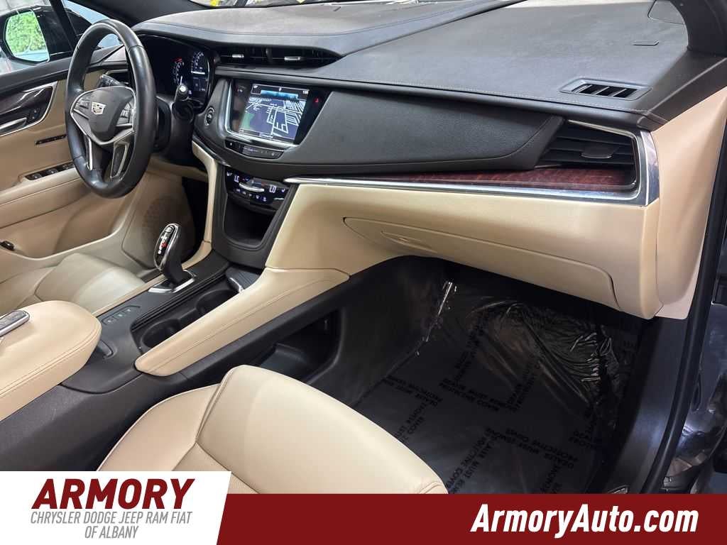 2018 Cadillac XT5 Luxury AWD
