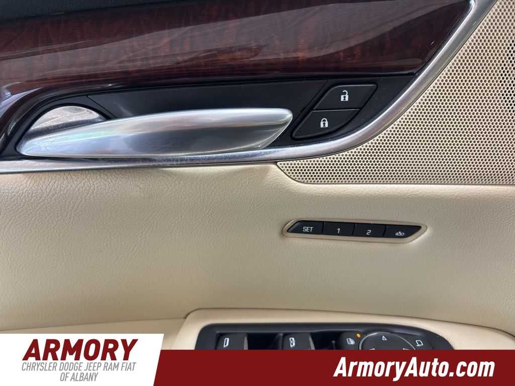 2018 Cadillac XT5 Luxury AWD