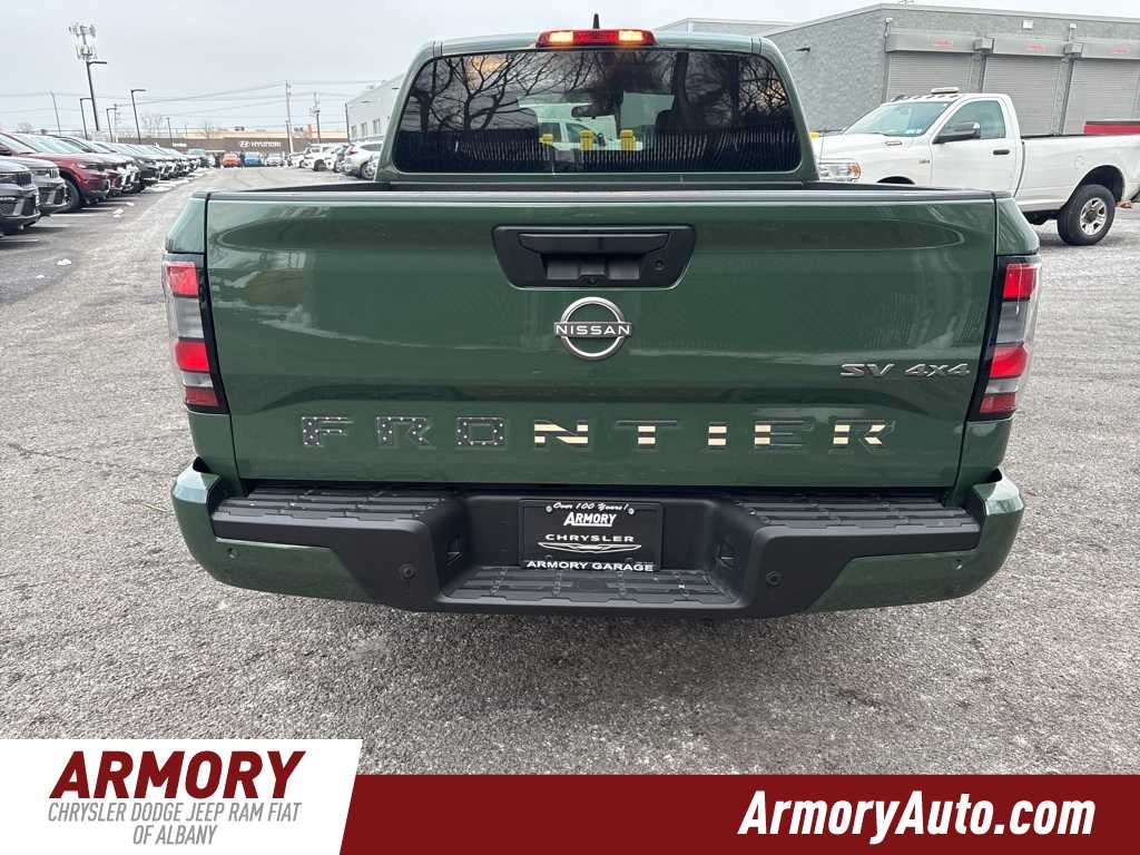 2022 Nissan Frontier SV