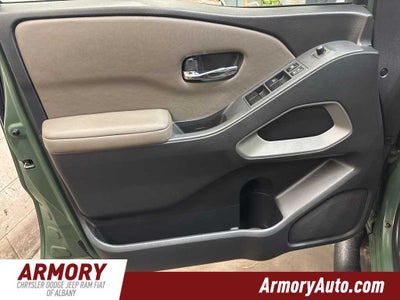 2022 Nissan Frontier SV