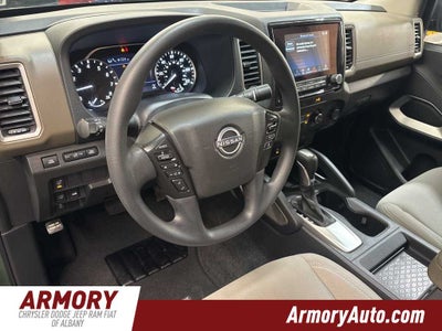 2022 Nissan Frontier SV