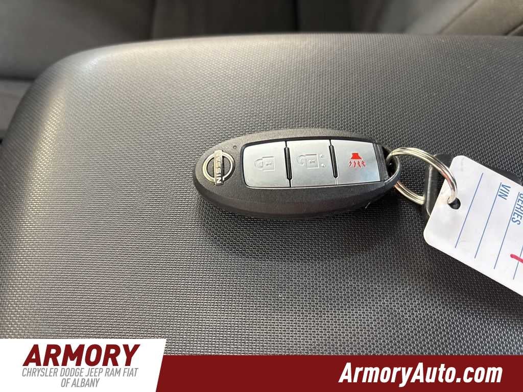 2022 Nissan Frontier S