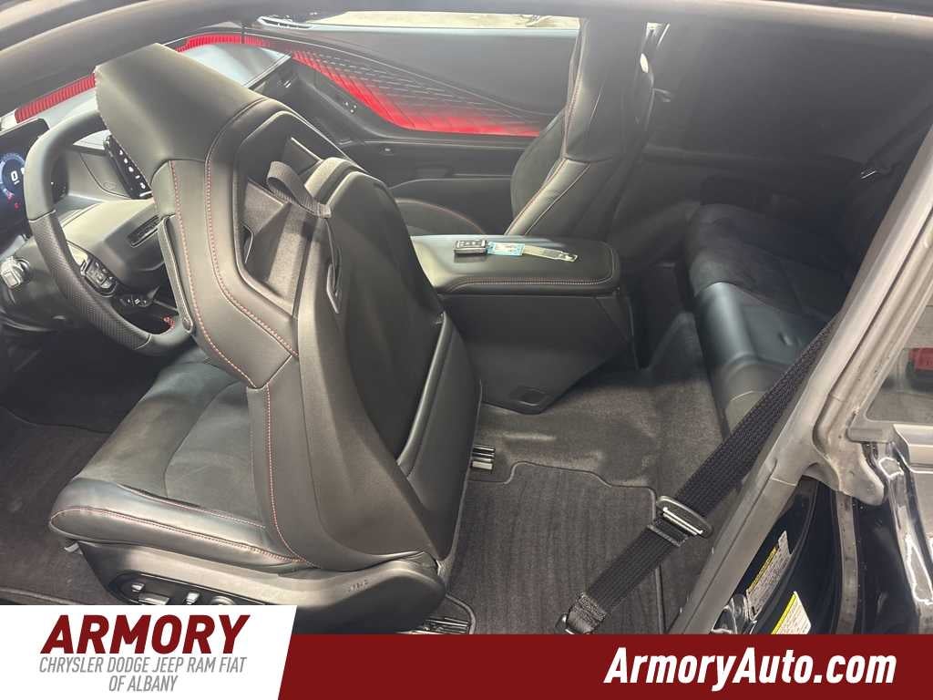 2025 Dodge Charger Daytona Scat Pack