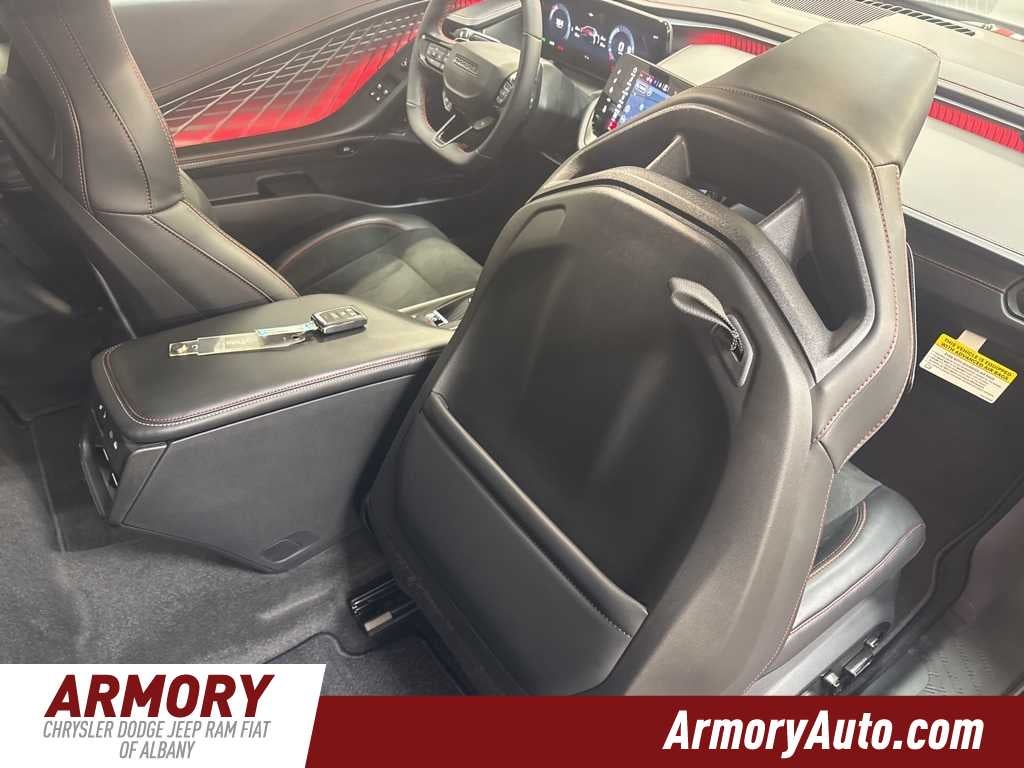 2025 Dodge Charger Daytona Scat Pack