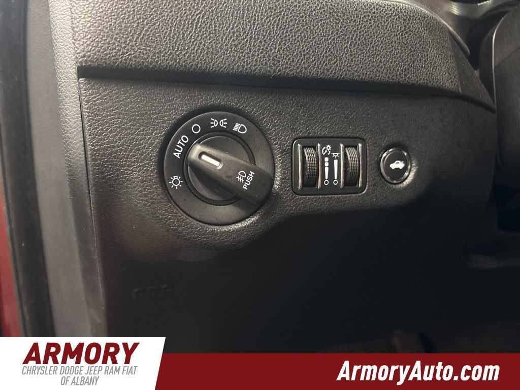 2017 Dodge Charger SXT