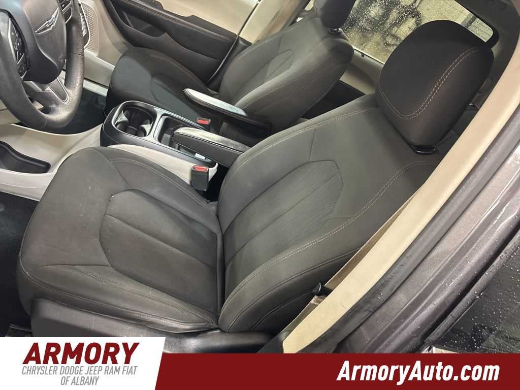 2017 Chrysler Pacifica Touring Plus