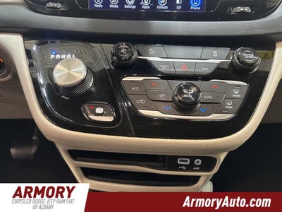 2017 Chrysler Pacifica Touring Plus