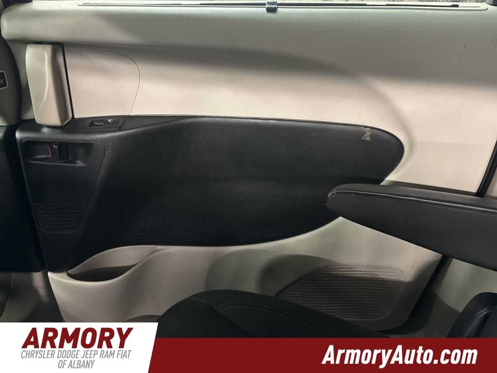 2017 Chrysler Pacifica Touring Plus