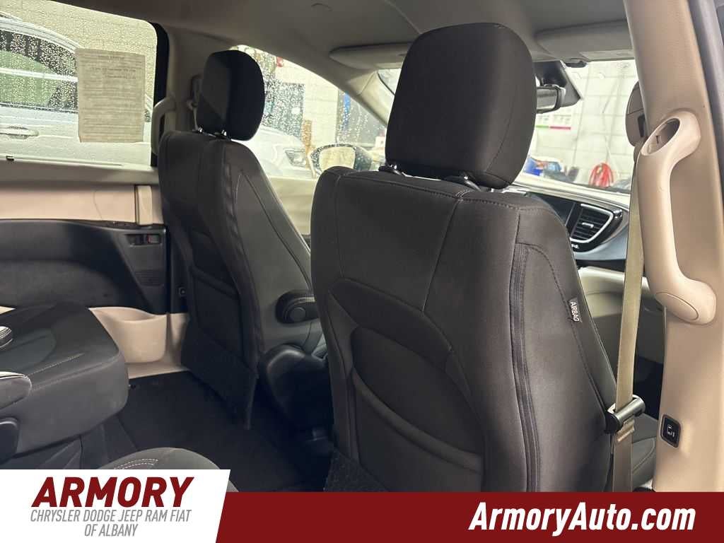 2017 Chrysler Pacifica Touring Plus