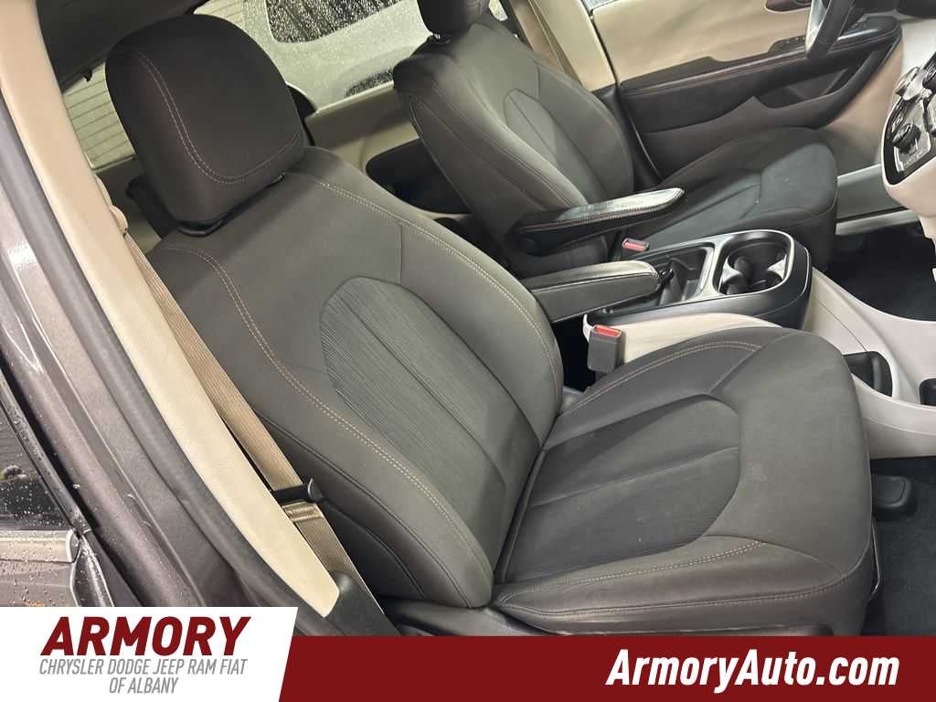 2017 Chrysler Pacifica Touring Plus