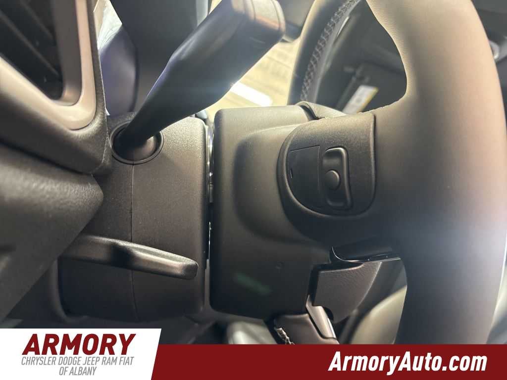 2026 Chrysler Voyager LX