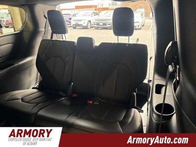 2026 Chrysler Voyager LX