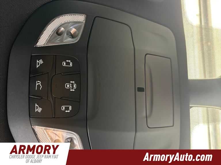 2027 Chrysler Pacifica LX
