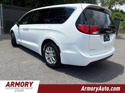 2027 Chrysler Pacifica LX