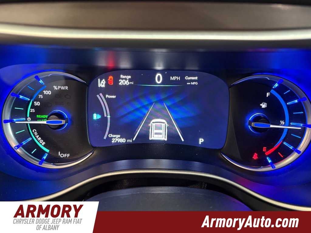 2023 Chrysler Pacifica Hybrid Touring L