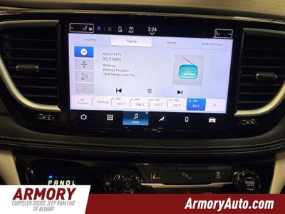 2023 Chrysler Pacifica Hybrid Touring L