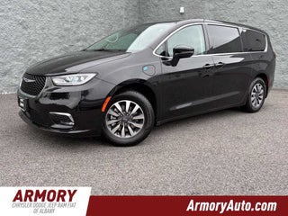 2023 Chrysler Pacifica Hybrid Hybrid Touring L
