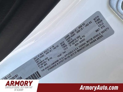 2027 Chrysler Pacifica Select
