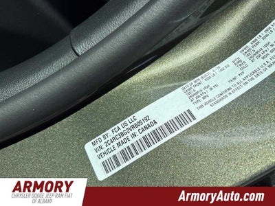 2027 Chrysler Pacifica Select