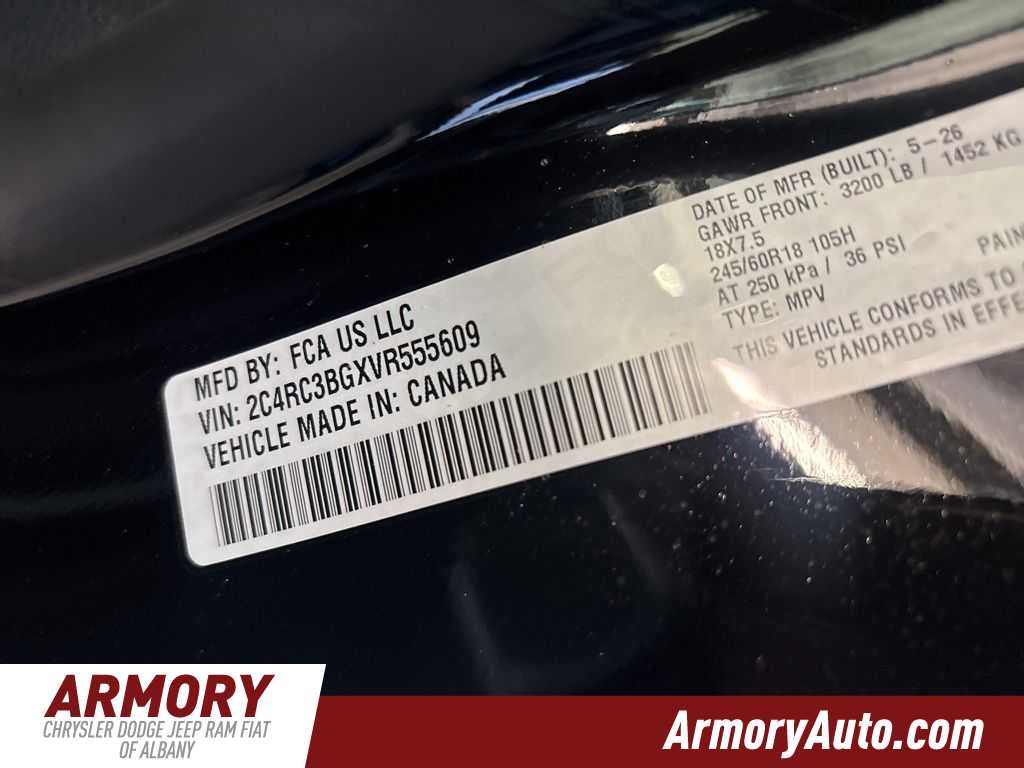 2027 Chrysler Pacifica Select