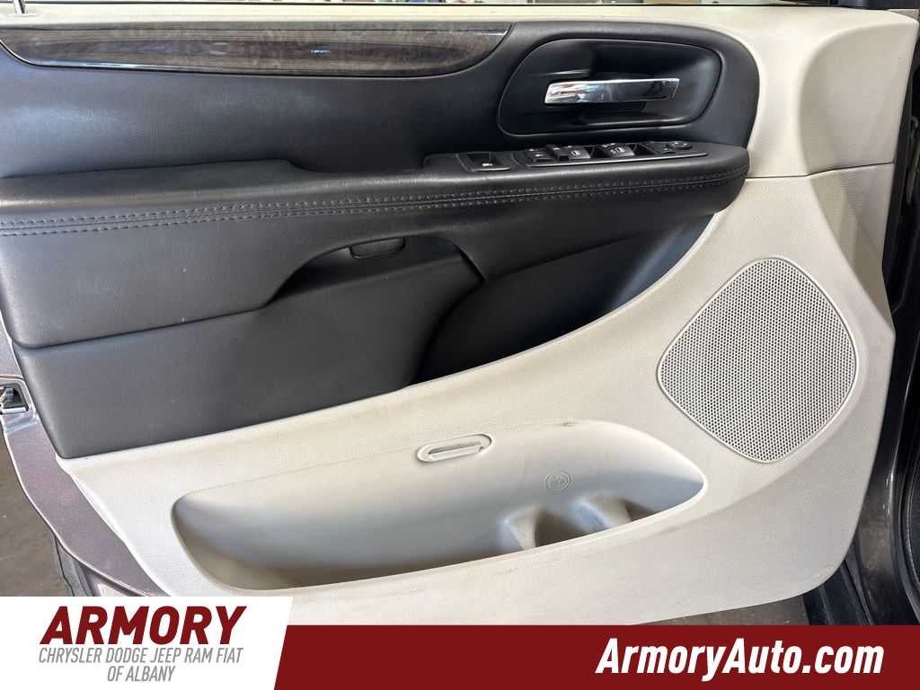 2015 Dodge Grand Caravan SE