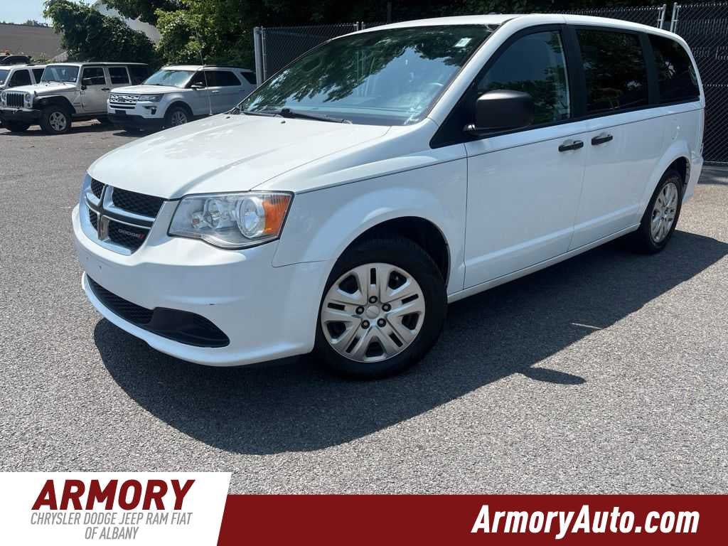 2019 Dodge Grand Caravan SE's photo