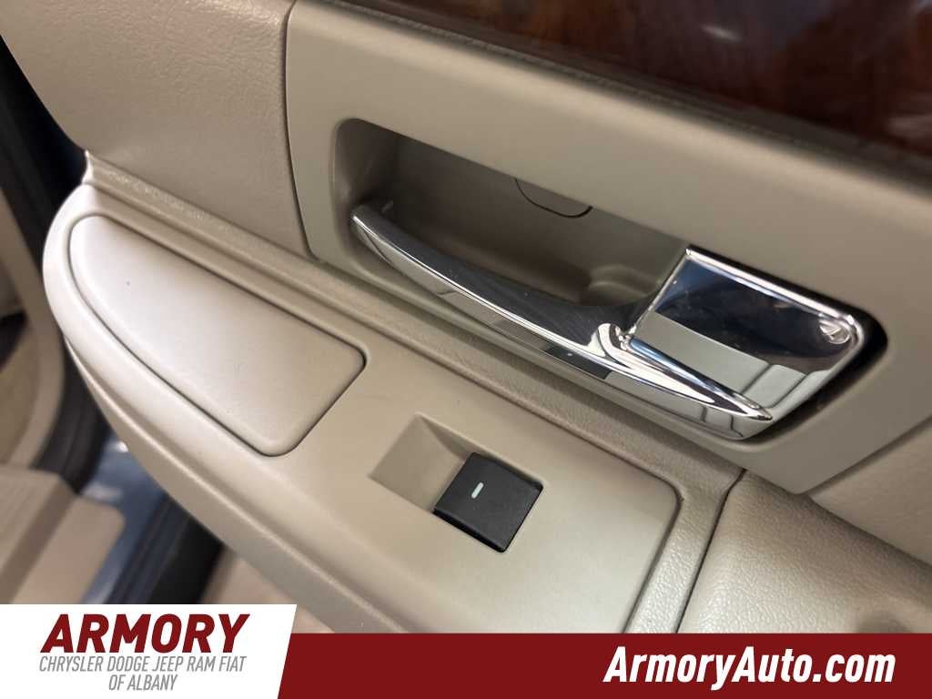 2009 Mercury Grand Marquis LS