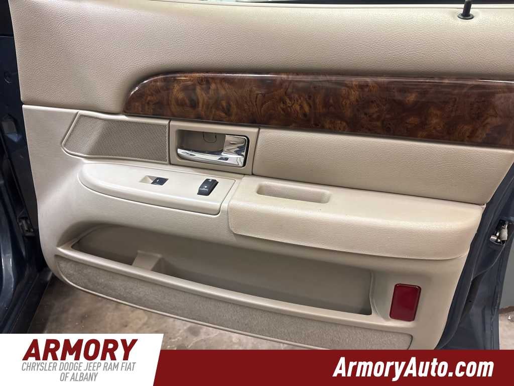 2009 Mercury Grand Marquis LS