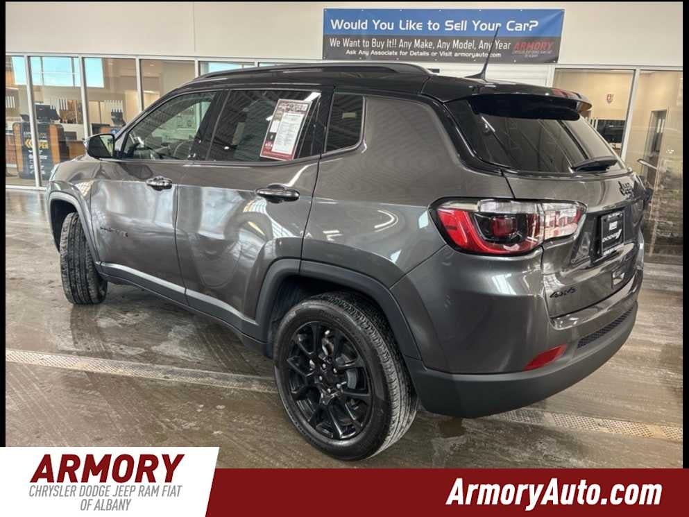 2022 Jeep Compass Altitude