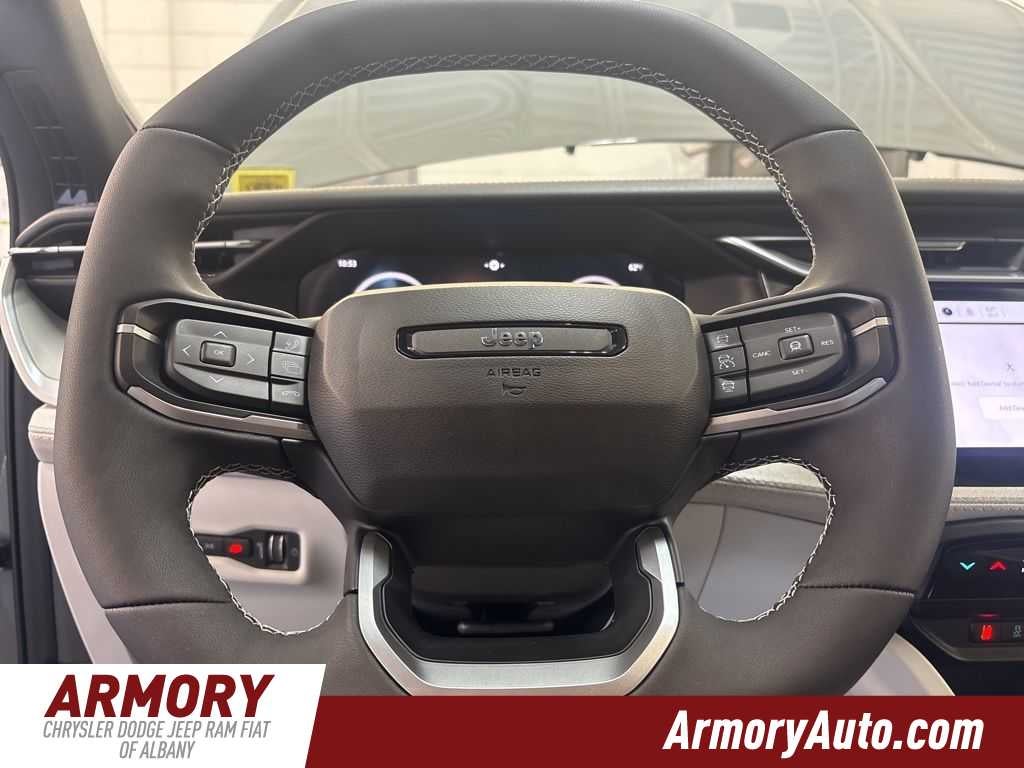 2026 Jeep Cherokee Laredo